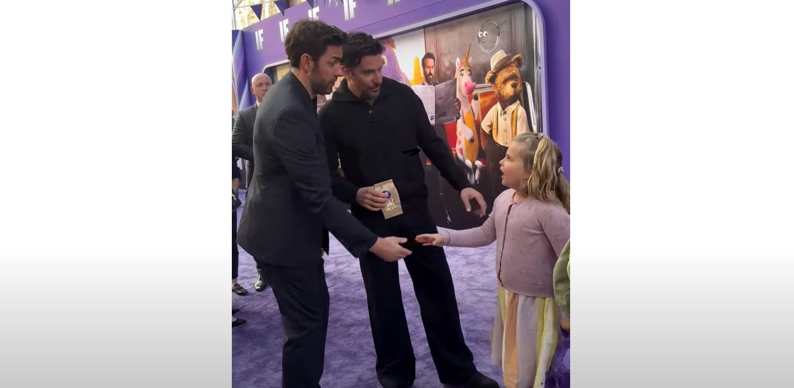 O Μπράντλεϊ Κούπερ πήγε στην πρεμιέρα της νέας του ταινίας με την 7χρονη κόρη του