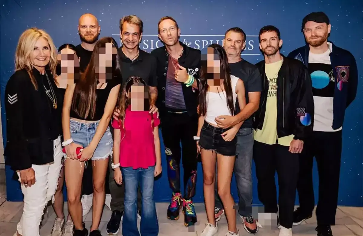 Coldplay σας ευχαριστούμε! Η ανάρτηση Μητσοτάκη για το βίντεο κλιπ που γυρίστηκε στο Ηρώδειο